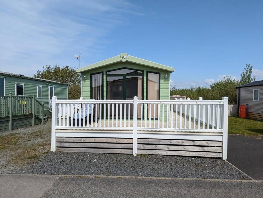 6 Berth Holiday Home On Ocean Edge Near Morecambe 希舍姆 外观 照片