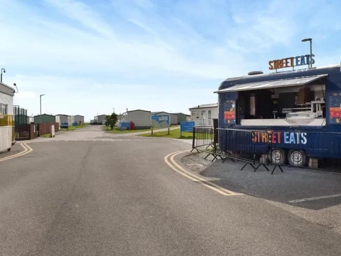 6 Berth Holiday Home On Ocean Edge Near Morecambe 希舍姆 外观 照片